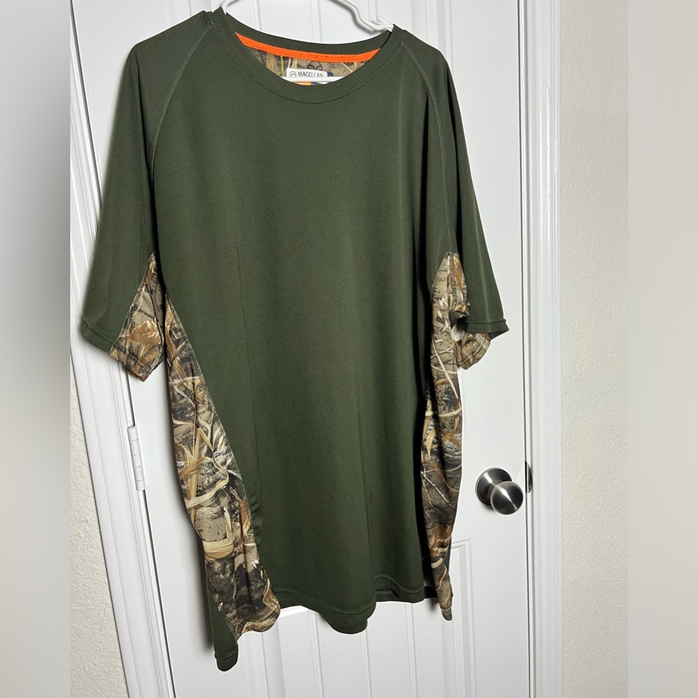 Men’s Magellen magwick hunt gear shirt